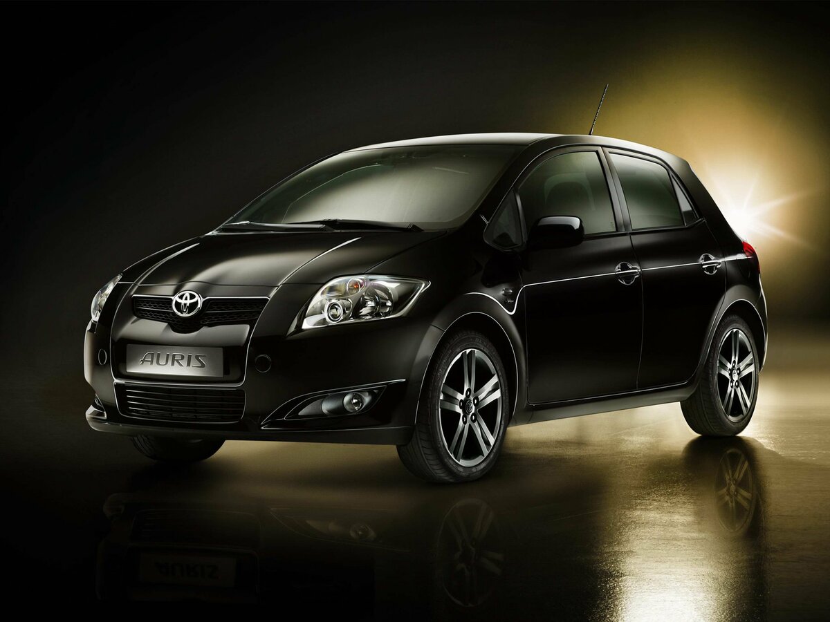 Открыть фотографии: Toyota Auris I
