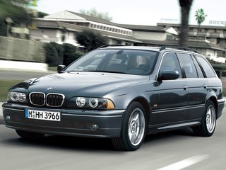 2001 BMW 5 серии 520i IV (E39) Рестайлинг, белый, 900000 рублей, вид 1