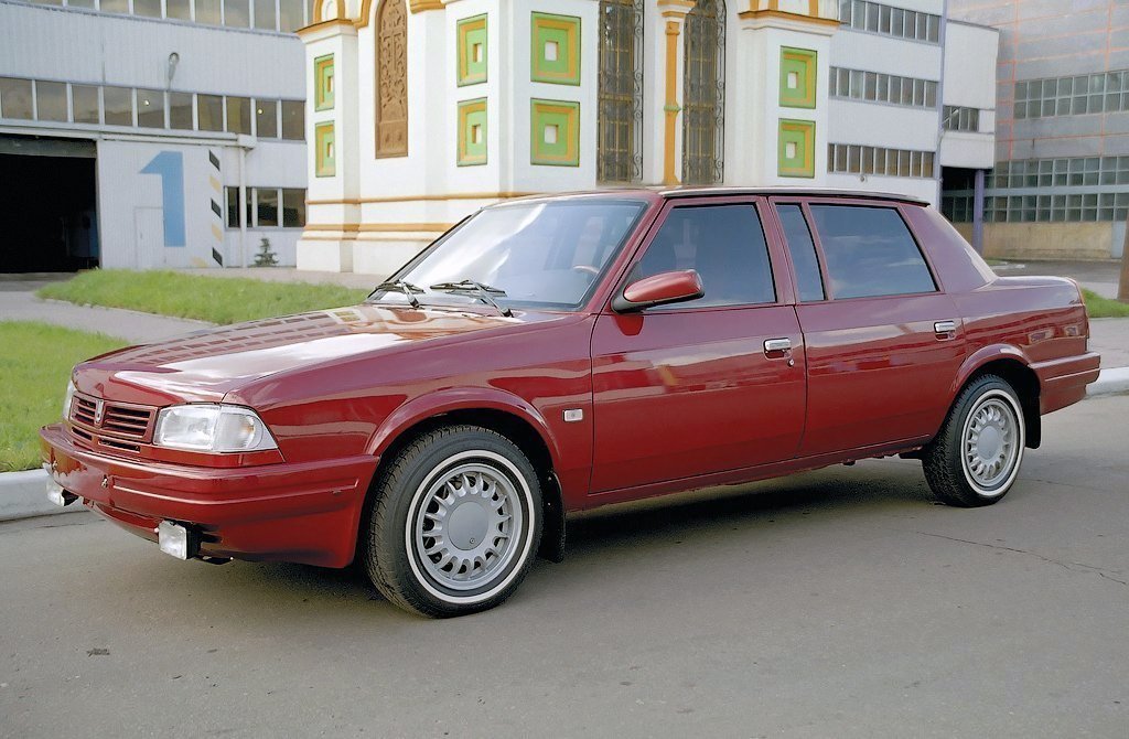 Сбоку
