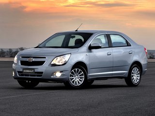 2012 Chevrolet Cobalt II, бежевый, 600000 рублей, вид 1