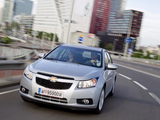2012 Chevrolet Cruze I, белый, 720000 рублей, вид 3