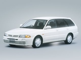 1999 Mitsubishi Libero I Рестайлинг, белый, 148000 рублей, вид 1
