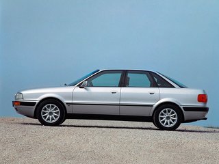 1992 Audi 80 V (B4), серебристый, 367500 рублей, вид 3