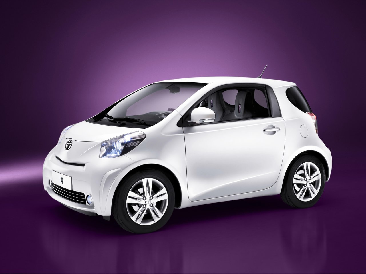Toyota iQ Основной вид