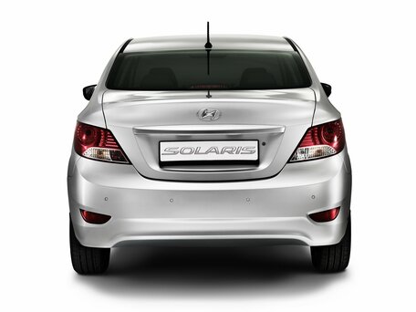 2012 Hyundai Solaris I, белый, 850000 рублей - вид 3