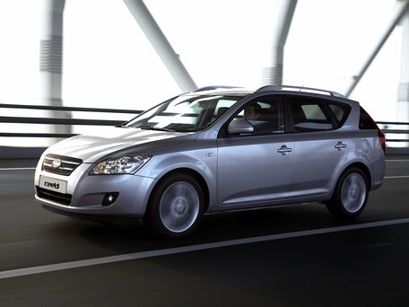 2008 Kia Ceed I, бежевый, 680000 рублей