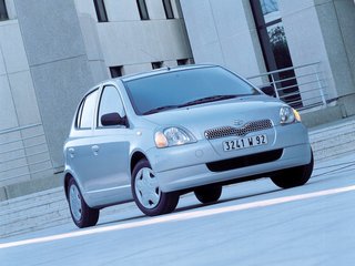 2002 Toyota Yaris I, бежевый, 350000 рублей, вид 1
