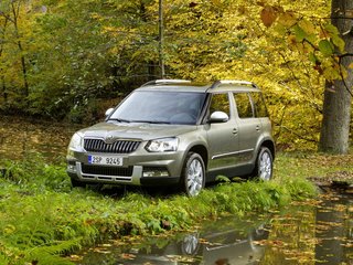 2015 Skoda Yeti I Рестайлинг, белый, 1190000 рублей, вид 1