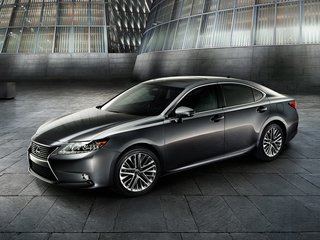 2014 Lexus ES 250 VI, белый, 2645000 рублей, вид 1