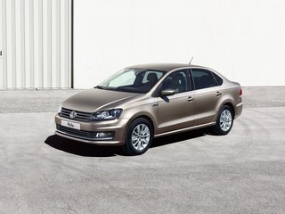 2017 Volkswagen Polo V Рестайлинг, белый, 730000 рублей, вид 1