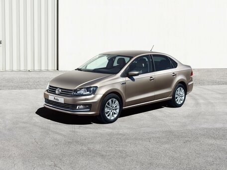 2017 Volkswagen Polo V Рестайлинг, белый, 1095000 рублей