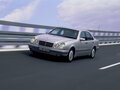 1996 Mercedes-Benz E-Класс 200 II (W210, S210), зелёный, 470000 рублей