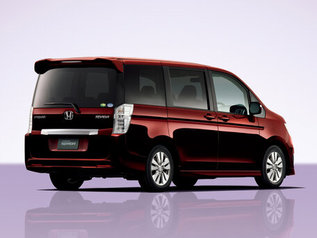 2014 Honda Stepwgn Spada IV Рестайлинг, белый, 1750000 рублей - вид 3