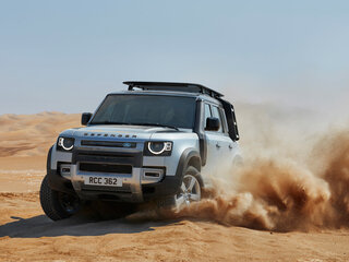 2023 Land Rover Defender 110 II, белый, 12500000 рублей, вид 3