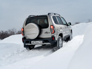 2025 Lada (ВАЗ) Niva Travel I, белый, 1552000 рублей, вид 4