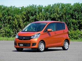 2018 Mitsubishi eK Wagon III Рестайлинг, белый, 810000 рублей, вид 1
