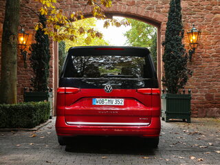 2025 Volkswagen Multivan Long T7, серый, 10300000 рублей, вид 4
