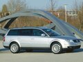 2003 Volkswagen Passat B5 Рестайлинг, серебристый - вид 1