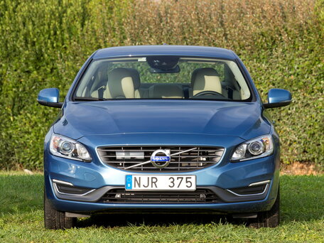 2015 Volvo S60 II Рестайлинг, серый, 1330000 рублей - вид 2