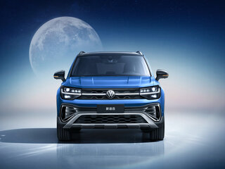 2025 Volkswagen Tharu 330 TSI I Рестайлинг, белый, 4450500 рублей, вид 3