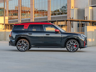 2026 Mini Countryman JCW John Cooper Works III, чёрный, 7390000 рублей, вид 2