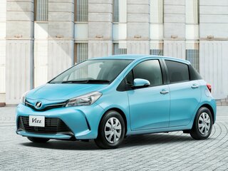 2014 Toyota Vitz III (XP130) Рестайлинг, белый, 900000 рублей, вид 1