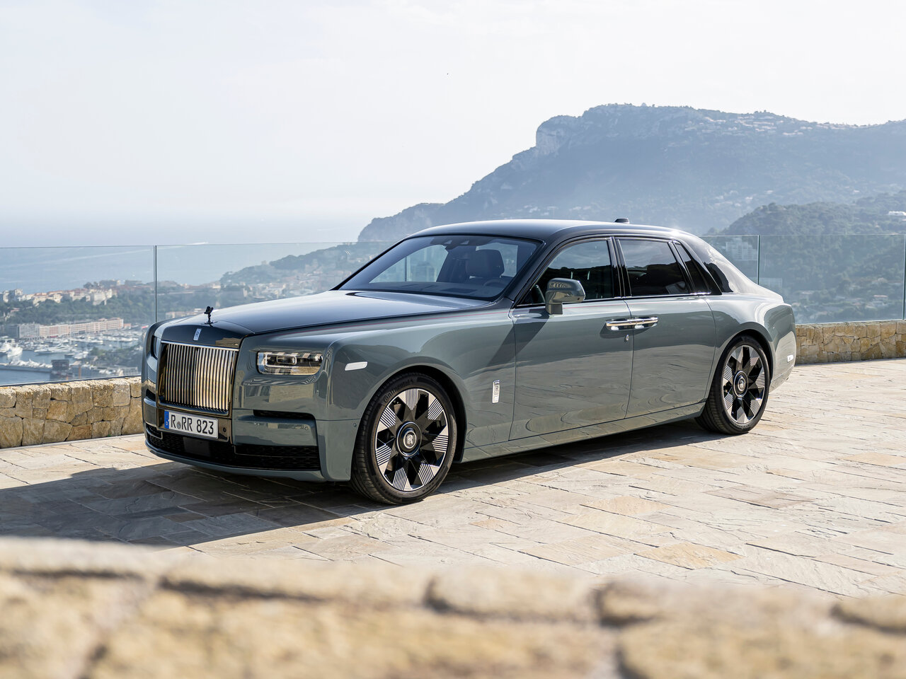 Rolls-Royce Phantom Основной вид
