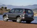 2007 Toyota Land Cruiser Prado 120 Series Рестайлинг, серебристый, 2500000 рублей - вид 3