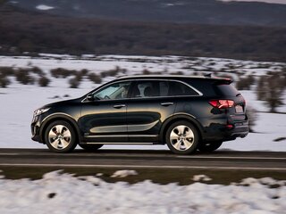 2019 Kia Sorento III Prime Рестайлинг, белый, 2551000 рублей, вид 2