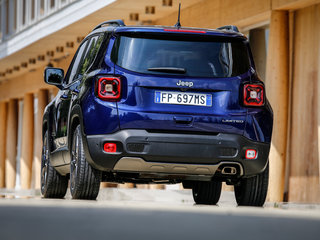 2025 Jeep Renegade I Рестайлинг, серый, 3830000 рублей, вид 4