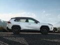 2021 Toyota RAV4 V (XA50), чёрный, 2800000 рублей - вид 2