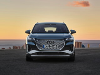 2024 Audi Q4 e-tron 45 I, бежевый, 4790000 рублей, вид 3