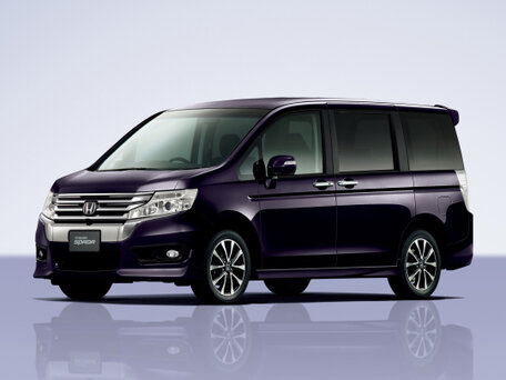 2014 Honda Stepwgn Spada IV Рестайлинг, белый, 1750000 рублей - вид 1