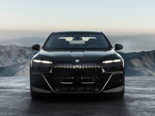 2025 BMW 7 серии 740d xDrive VII (G70), чёрный, 13000000 рублей, вид 3