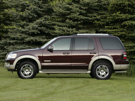 2005 Ford Explorer IV, серебристый, 1090000 рублей - вид 1