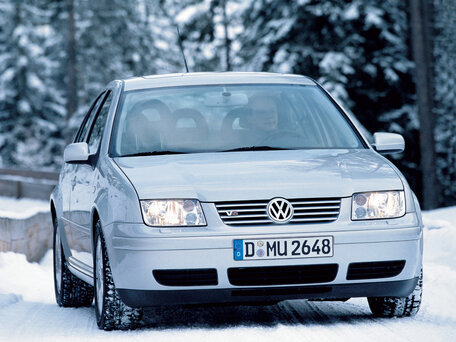 2001 Volkswagen Bora I, чёрный - вид 2