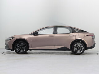 2026 Toyota bZ3, серебристый, 4390000 рублей, вид 2