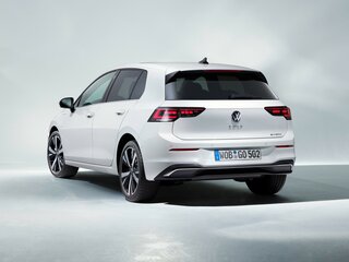 2025 Volkswagen Golf VIII Рестайлинг, серый, 4620000 рублей, вид 5