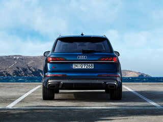 2024 Audi Q7 45 TFSI II (4M) Рестайлинг 2, серый, 9500000 рублей, вид 4