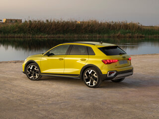 2025 Audi A3 Allstreet 35 TFSI IV (8Y) Рестайлинг, серый, 4150000 рублей, вид 5