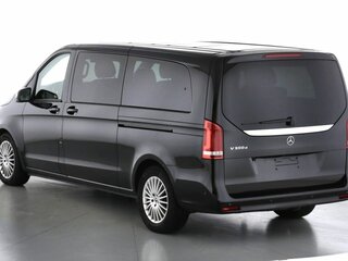 2026 Mercedes-Benz V-Класс Extra Long 300 d экстра длинный III (W447) Рестайлинг, чёрный, 14900000 рублей, вид 3