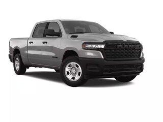 2026 Ram 1500 Crew Cab eTorque V Рестайлинг, зелёный, 10382163 рублей, вид 1