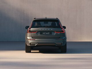 2026 Volvo XC60 II Рестайлинг 2, чёрный, 6690000 рублей, вид 4