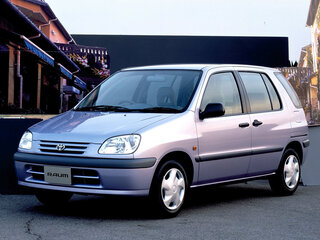 1997 Toyota Raum I, белый, 300000 рублей, вид 1
