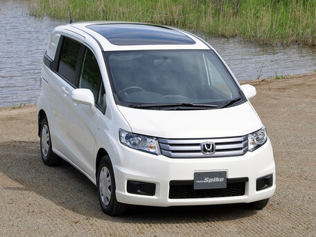 2010 Honda Freed Spike I, белый, 1170000 рублей - вид 3