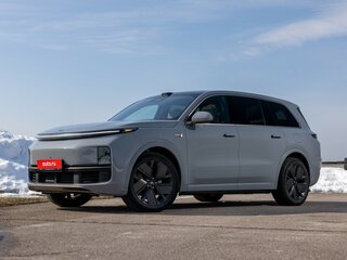2025 Li Auto (Lixiang) L9 52.3 kWh I Рестайлинг, серебристый, 8890000 рублей, вид 1