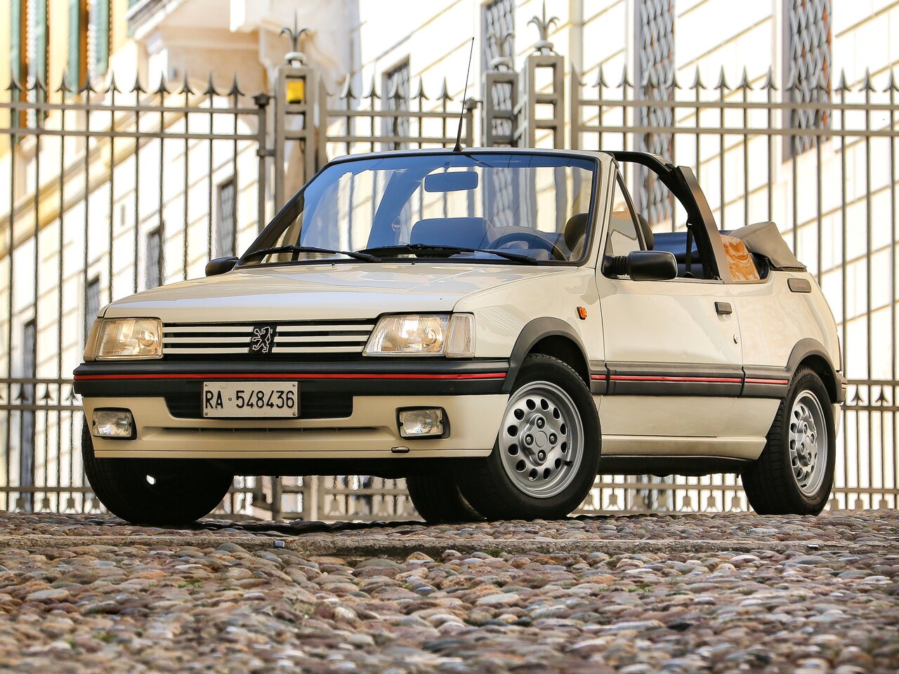 Peugeot 205 Основной вид