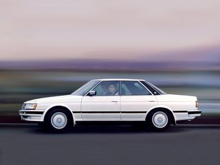 1984 Toyota Mark II V (X70), белый, 480000 рублей, вид 3