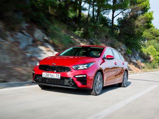 2018 Kia Cerato IV, серый, 1460000 рублей, вид 1