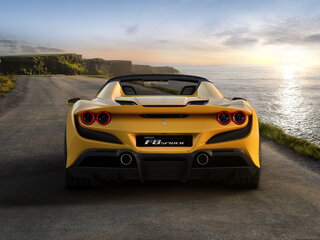 2023 Ferrari F8 Spider, жёлтый, 34900000 рублей, вид 4